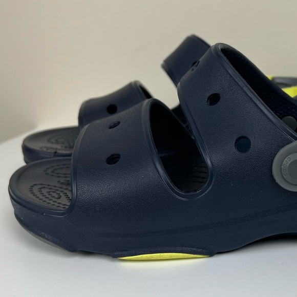 Crocs | Unisex All Terrain Sandal Navy Yellow | 6 - Picture 5 of 9